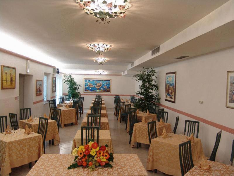 Hotel Regina Lido di Camaiore Exterior foto