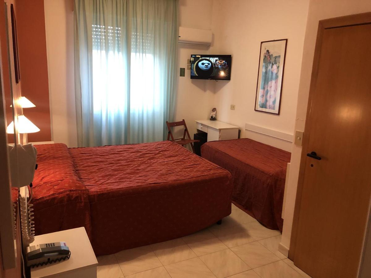 Hotel Regina Lido di Camaiore Exterior foto